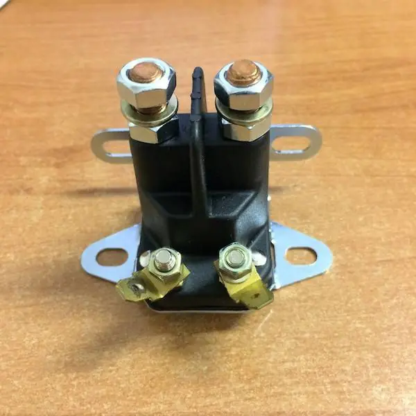 Solenoid 12Volt, 4 kontakty Nejlepší Cena