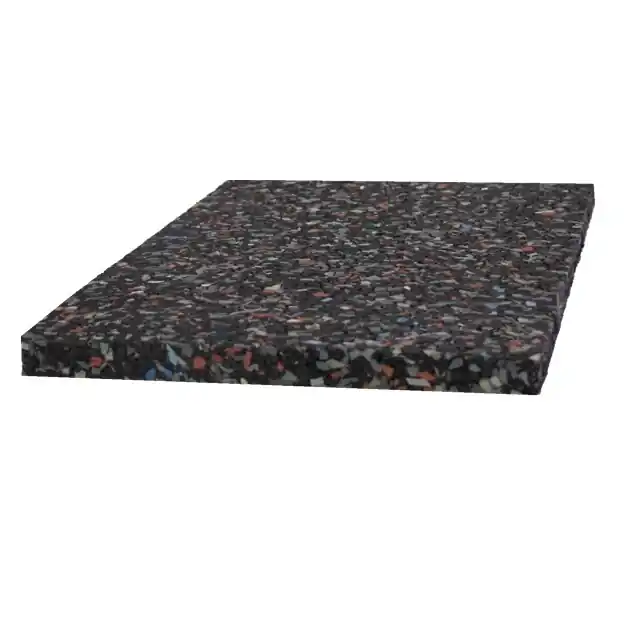 Nová Kolekce RECYKL KARGOTEC PLUS - 3 mm protismyk. recykl. pryž š.1,25 m x 20 m, 1000 kg/m³