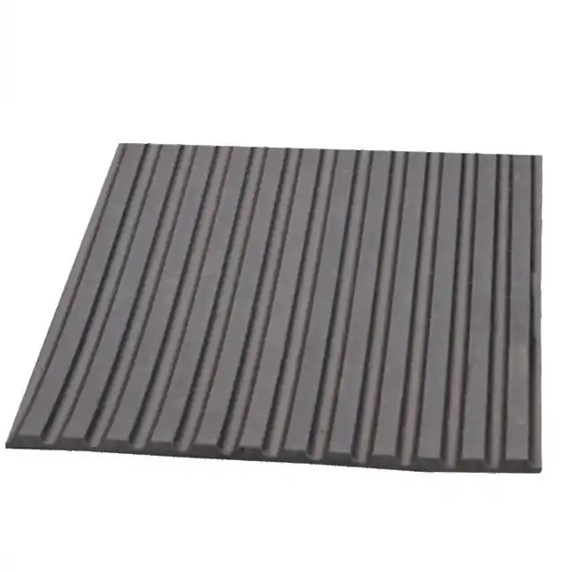 ZEBRA GM 2 - ČERNÁ - 4 mm, šíře 1200 mm, rýhovaná pryžová podlahovina, 1,50 g/cm3 ( -10°C/+70°C) Cenový Hit